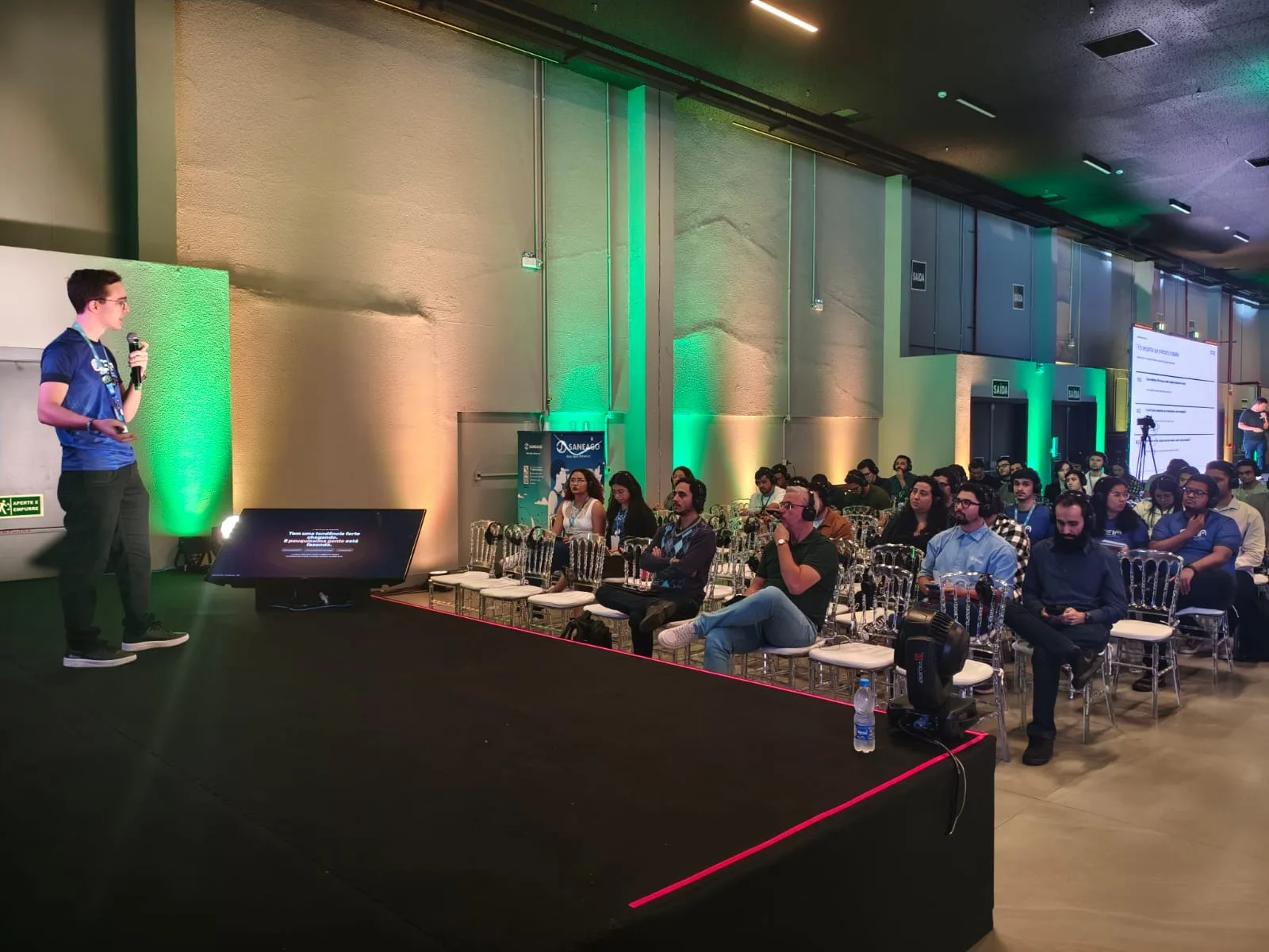 Thiago Peraro speaking at AI Brasil